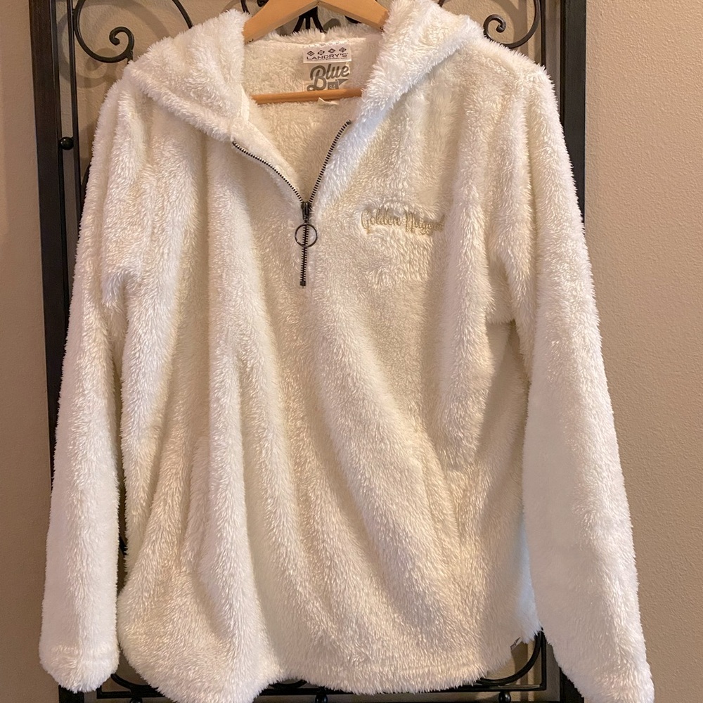 White Sherpa Sweatshirt Pullover Landry’s Golden Nugget Hotel Casino Quarter Zip